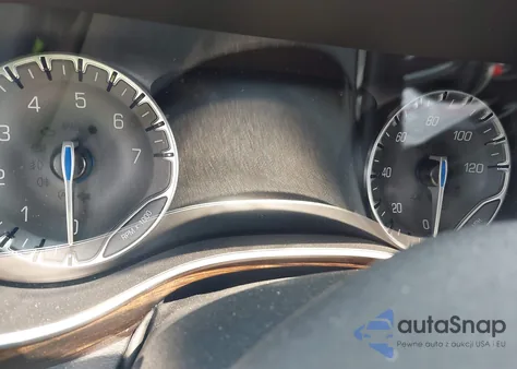 2022 Chrysler Pacifica Limited из США, поврежденный, VIN 2C4RC1GG5NR103967